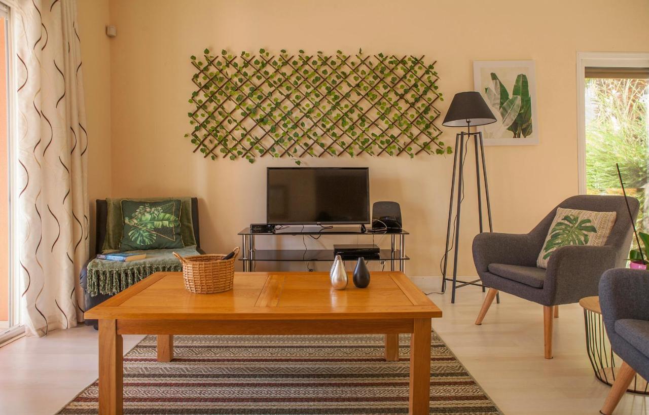 B02 - Fantastic Apartment With Pool Portimao Bagian luar foto