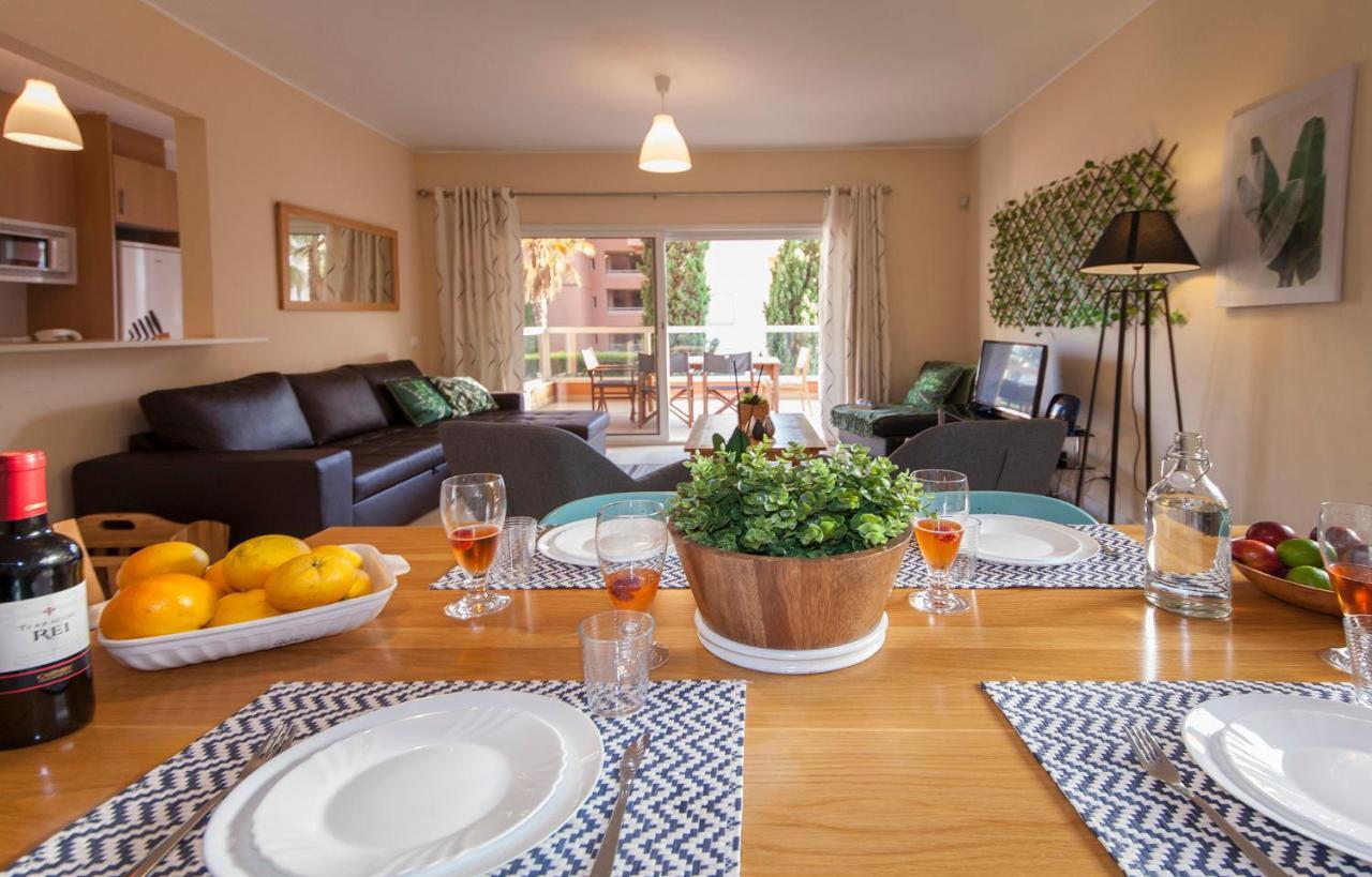 B02 - Fantastic Apartment With Pool Portimao Bagian luar foto