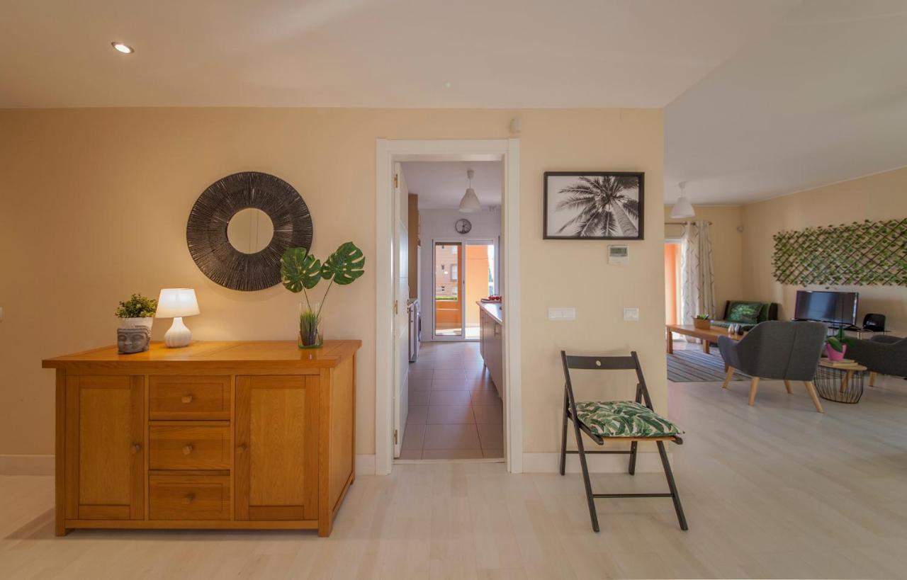 B02 - Fantastic Apartment With Pool Portimao Bagian luar foto