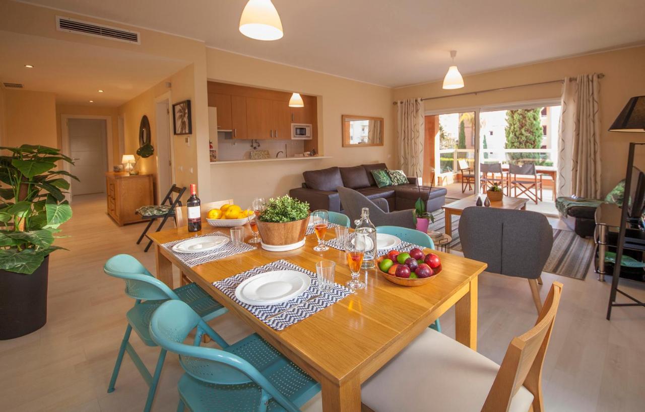 B02 - Fantastic Apartment With Pool Portimao Bagian luar foto